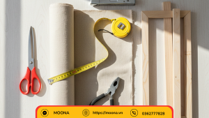 cách căng khung tranh canvas với dụng cụ căng khung tranh canvas gồm vải canvas, thanh gỗ, kìm căng vải...